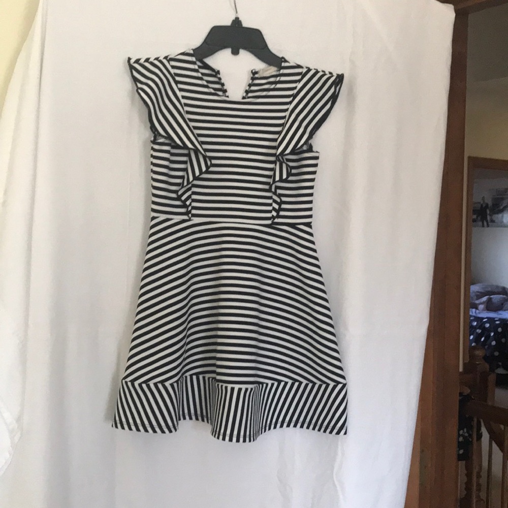 Girls Black and White Dress